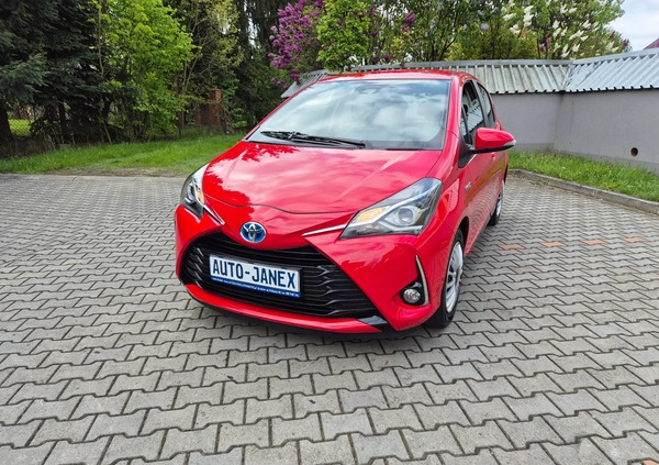 Toyota Yaris cena 51900 przebieg: 143000, rok produkcji 2018 z Zwierzyniec małe 191